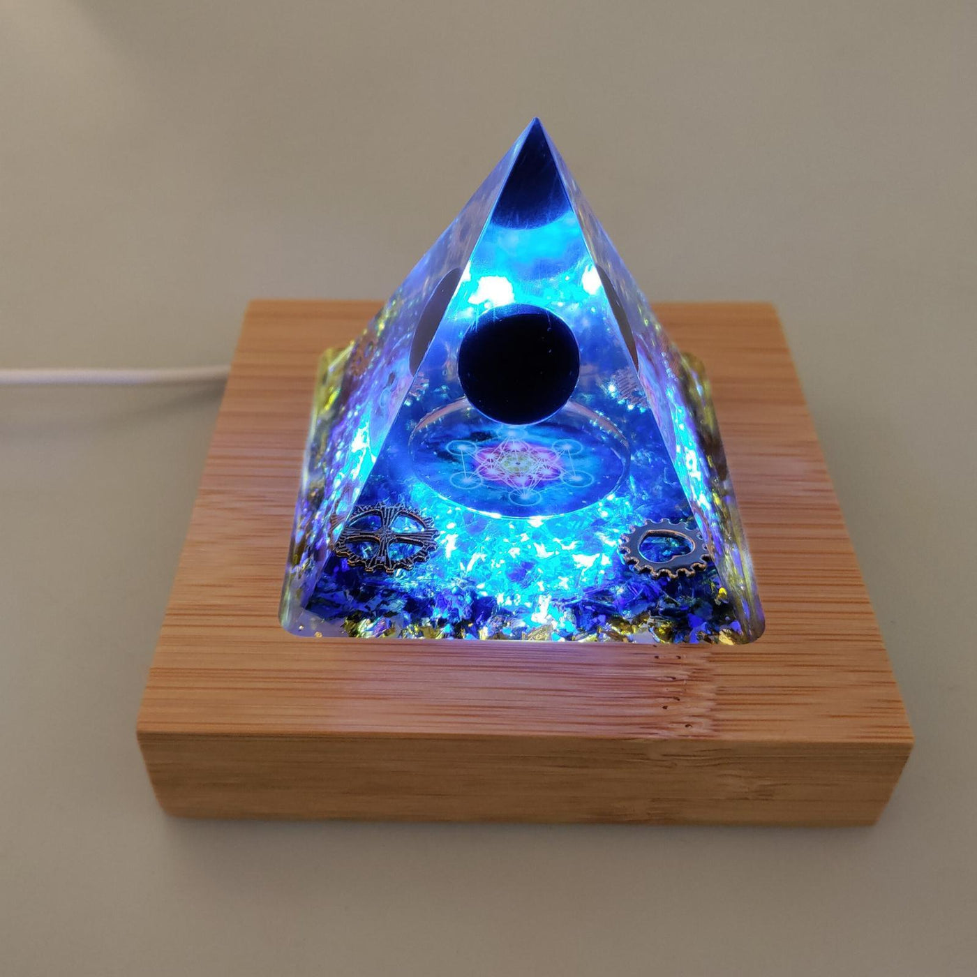 Luminous Obsidian Pyramid Lamp