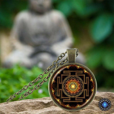 Roxxy Crystals Sri Yantra Necklace Gold Metal. for Men and Women Jewelry  Sacred Geometry Necklace for Men Meditation Spiritual