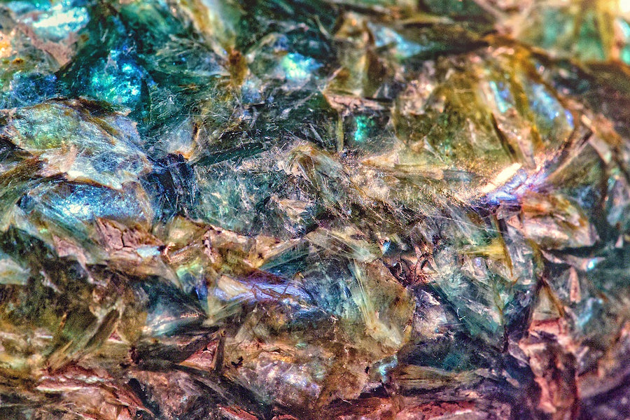 Align and Clear your Chakras with Blue Kyanite — A High Vibration Crystal