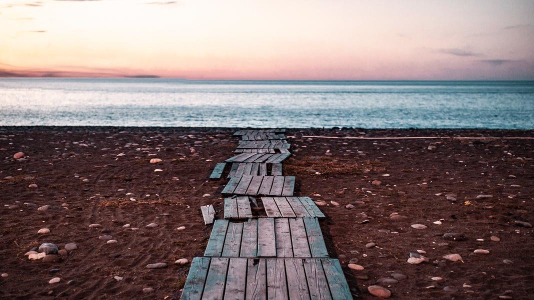 The Challenge of Abundance: Boredom, Meaning, and the Struggle of Mental Freedom
