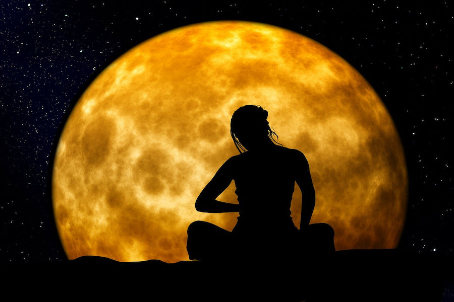 The Power Of Meditation In Preparing For 2020 — New Year New Me!